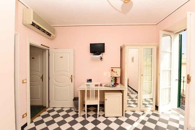 Standard Double room with sea view