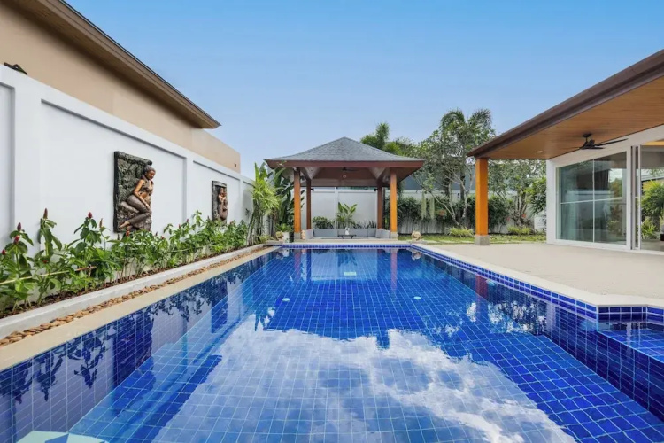 Villa Hemi 2BR Modern Thai Style