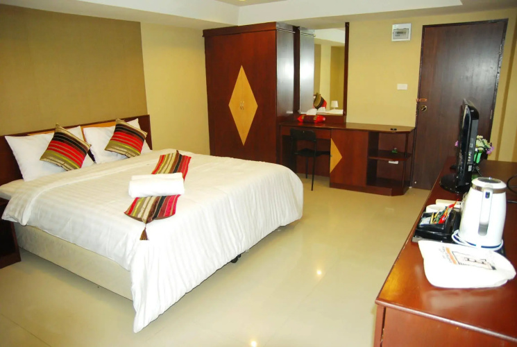 Grannylla Residence Charoenkrung