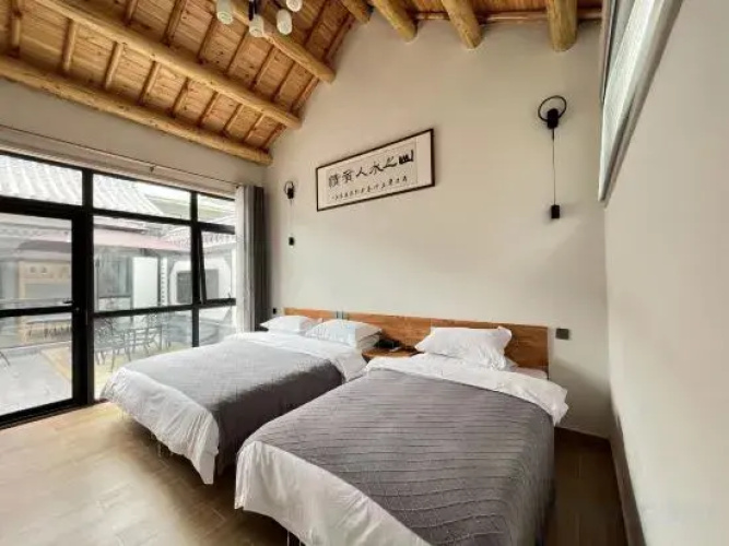 Yesanpo Mountain Land and Water Courtyard