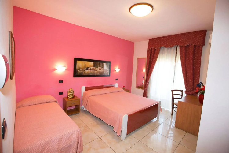 Hotel De Rosa