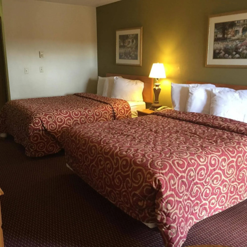 Centralia Inn