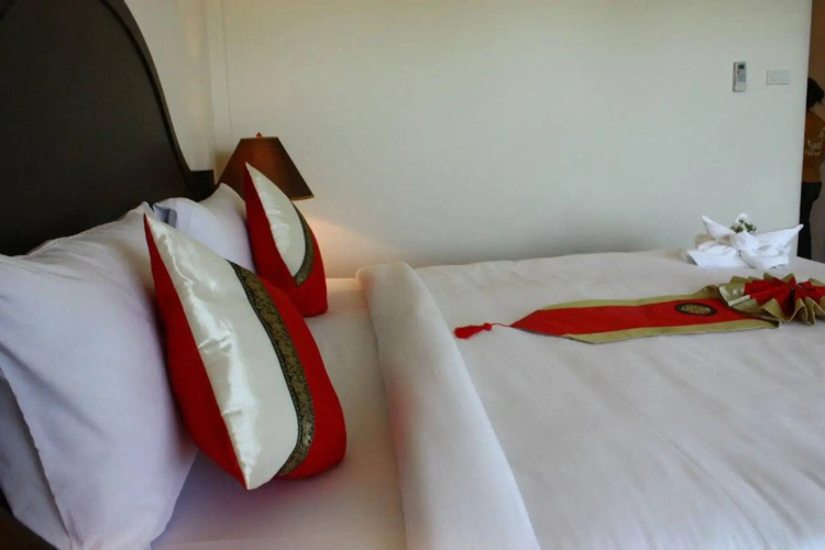 Apirata Resort