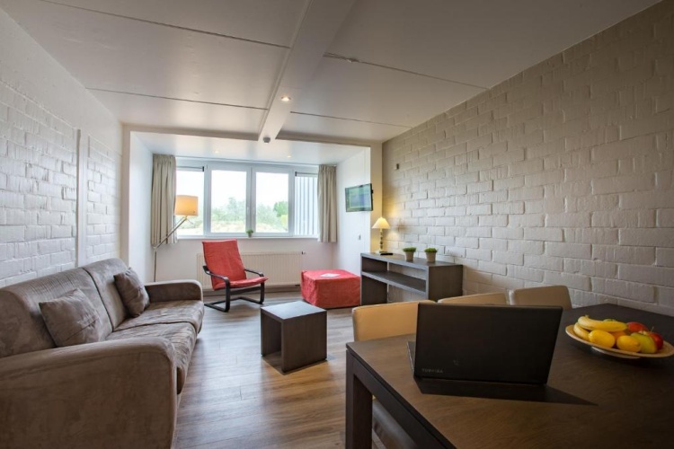 Quadruple Apartment