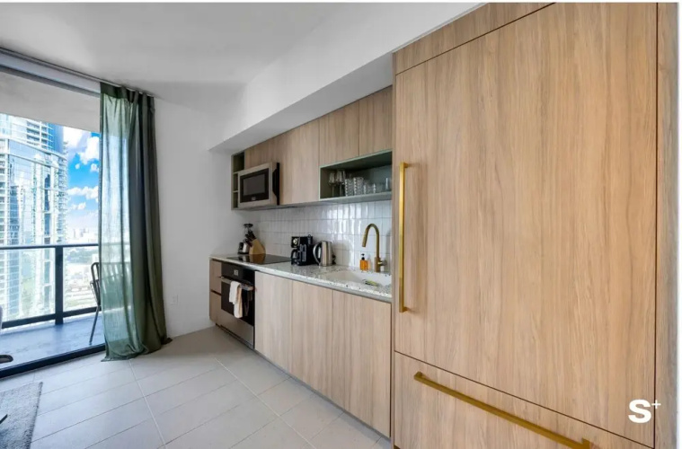 Upscale 1BR in DTW Miami with City Views