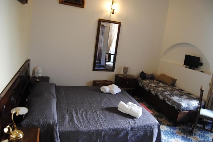 Luxury Triple room
