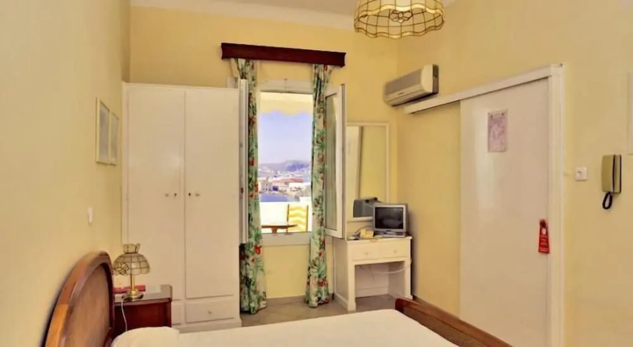 Sea Colours Hotel