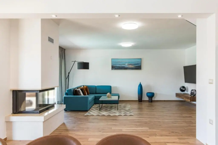 Charming villa Roma with private pool near Pula