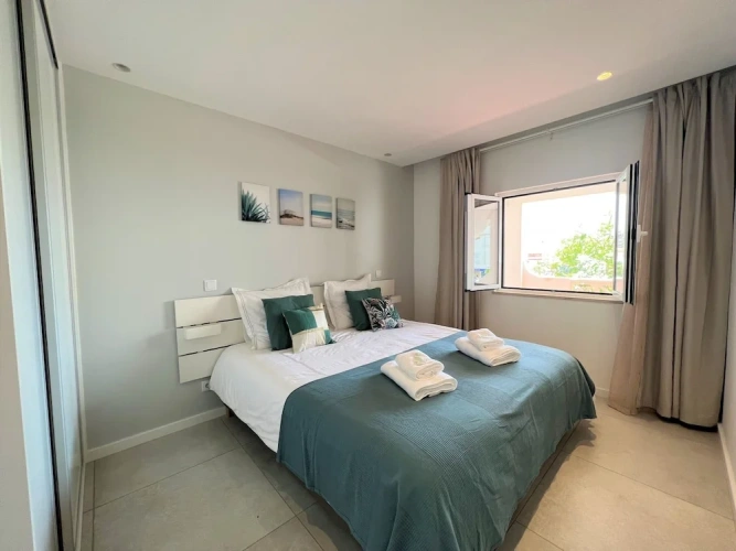 1 Bedroom Apartment with balcony