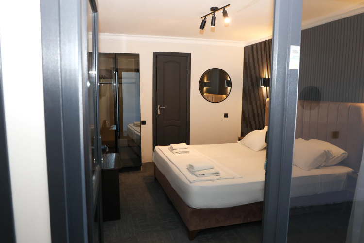Argo Guest House