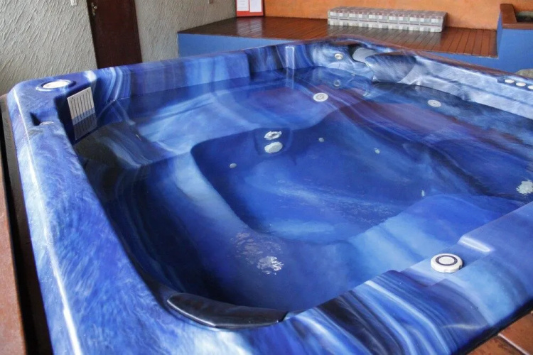 Aizen Hotel