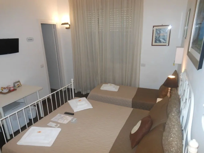 Deluxe Triple room