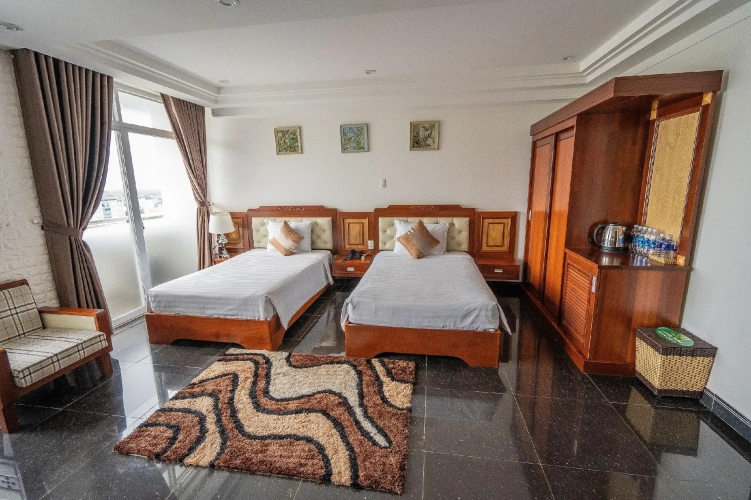 Deluxe Double room with city view
