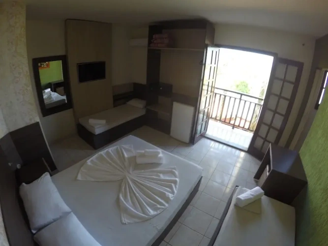 Suite with balcony and with courtyard view