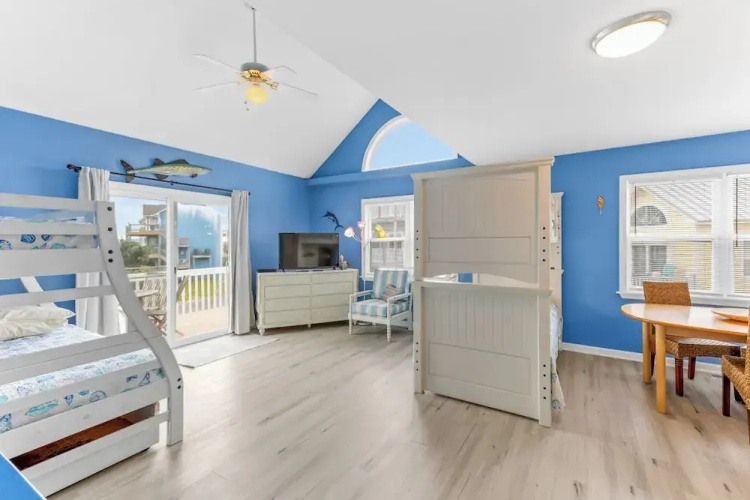Lowe Tide by Topsail Realty