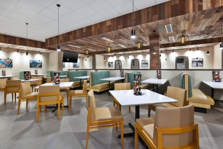 Holiday Inn & Suites Toledo Southwest - Perrysburg photo 25