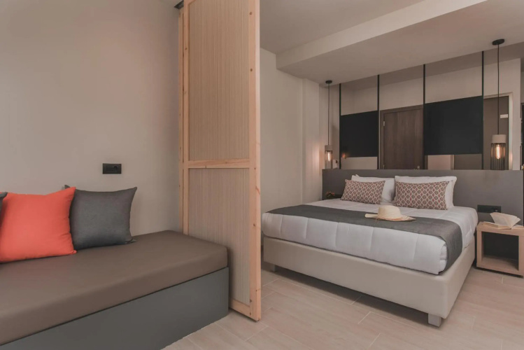 Cavo Suites