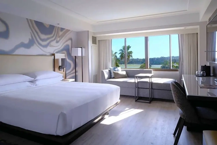 Standard Double room with golf view