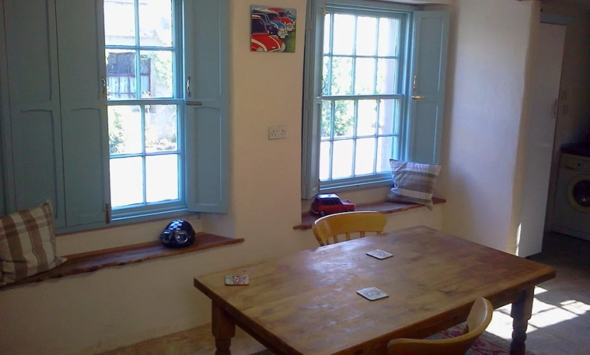 Cottage - Sleeps 4 - Pets Ok - Garden - Parking