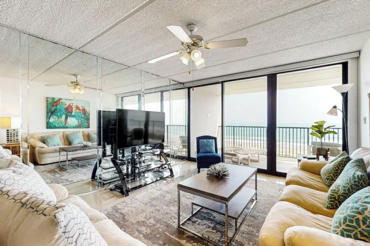 2 Bedrooms Apartment with balcony