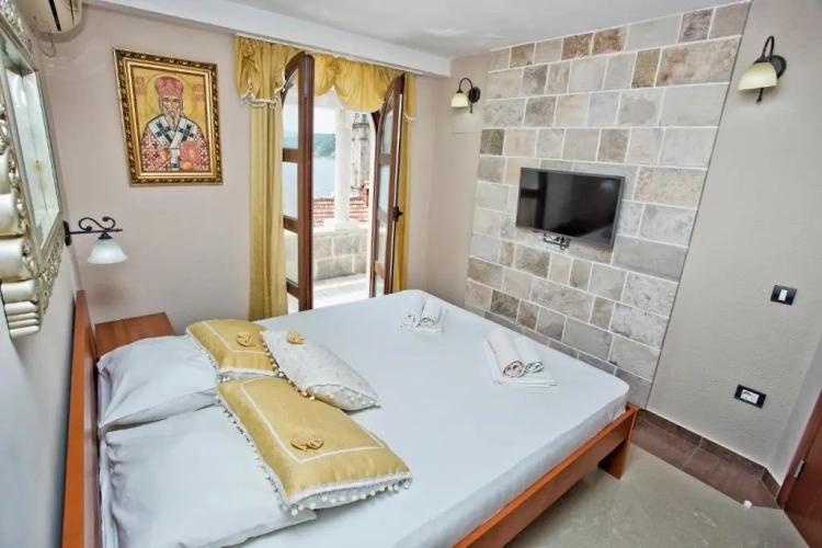 1 Bedroom Superior Apartment with balcony and with view