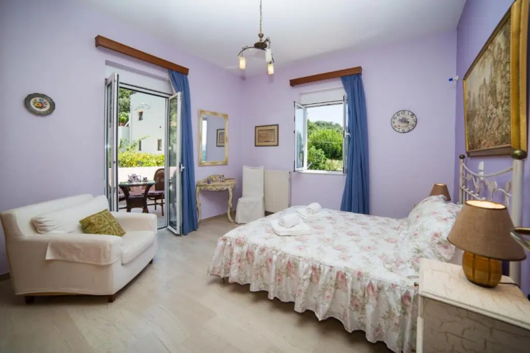 Dryades Villa
