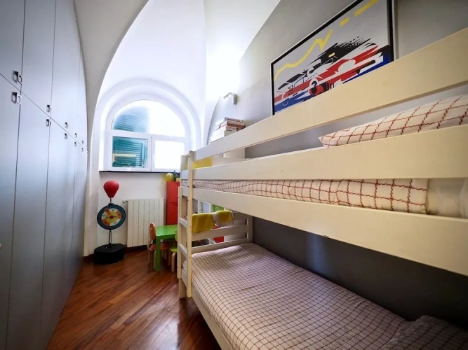 3 Bedrooms Apartment