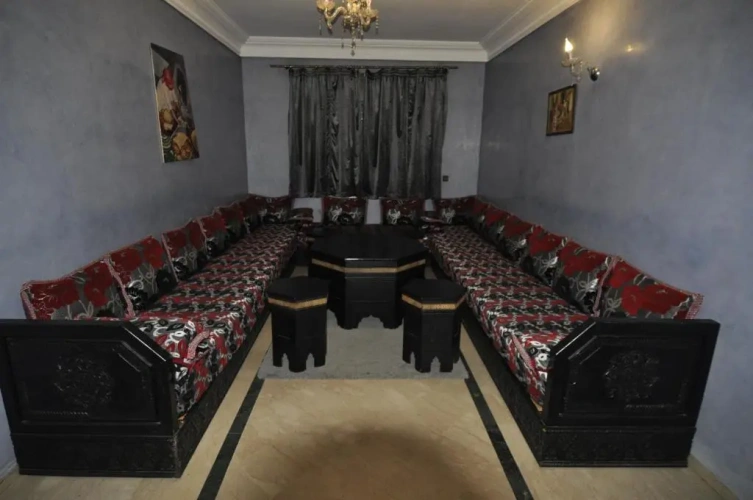 3 Bedrooms Apartment