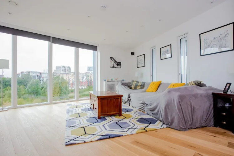 Luxury 2 Bedroom 2 Bathroom Flat