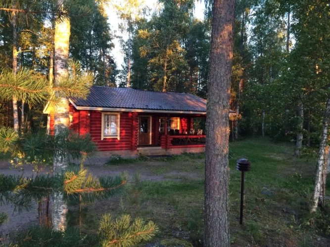 2 Bedrooms Cottage