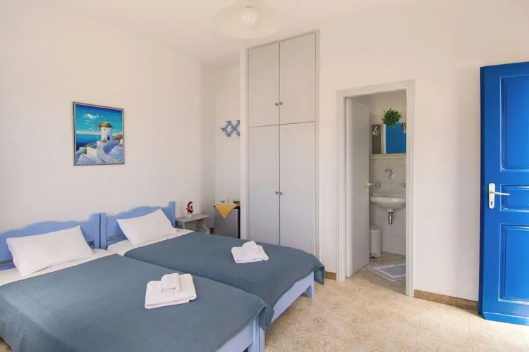 Evgenia Rooms