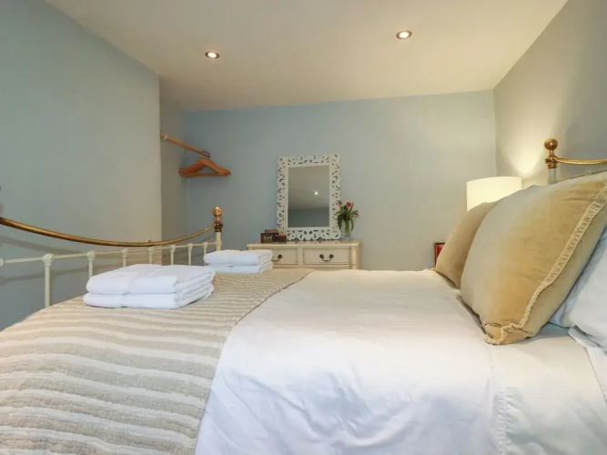 Carew House Cottage