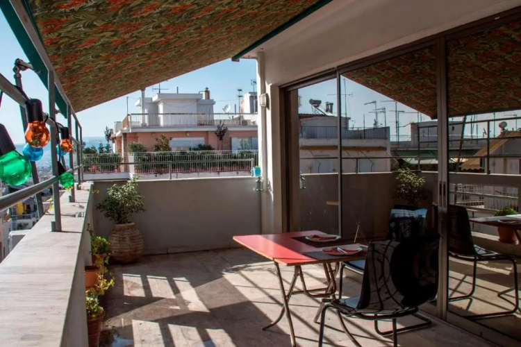 5th floor apartment with balcony