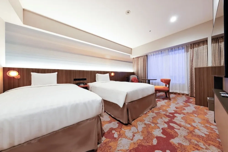 Premium Twin room