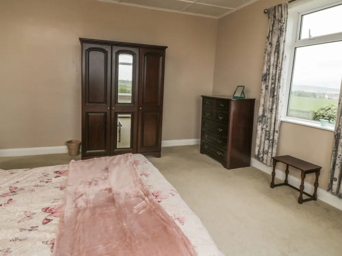 Summerfield House