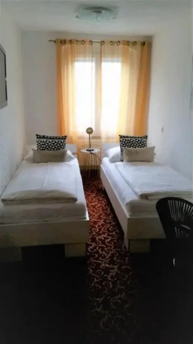 Economy Twin room