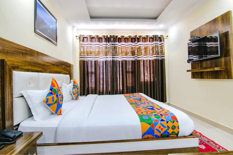 Fabhotel The Eden
