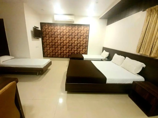 Deluxe Quadruple room