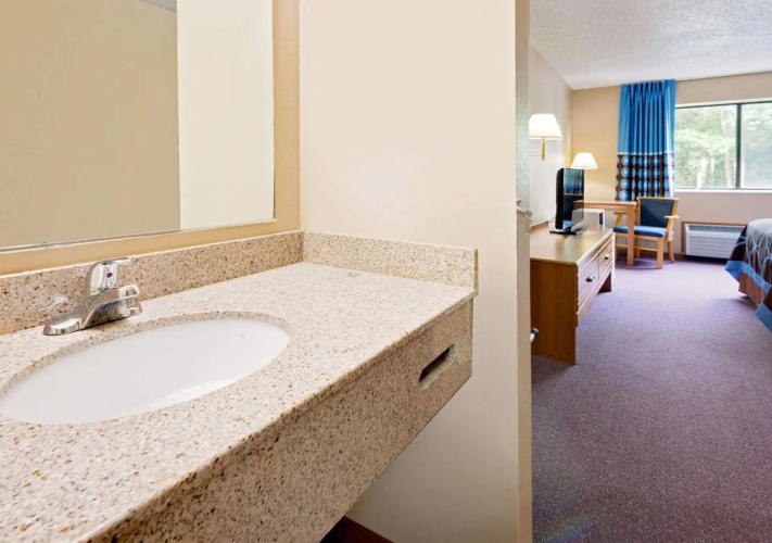 Hotel Pommier Chariton