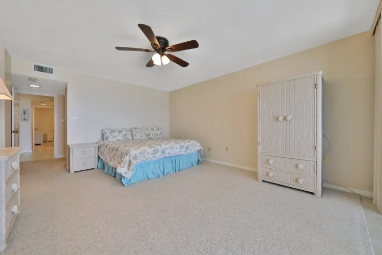 Sand Dollar III 605
