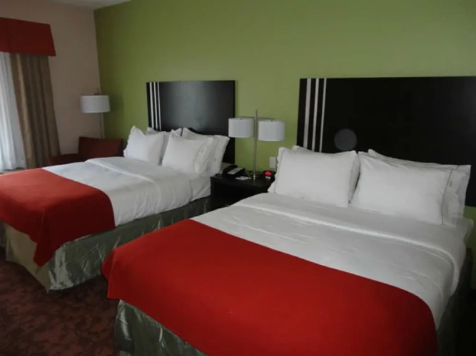 Quadruple Suite