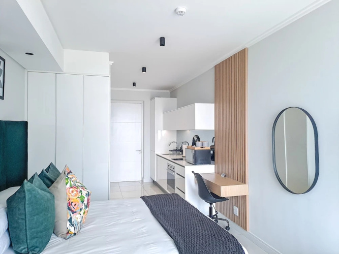Executive apartment at Ellipse Waterfall