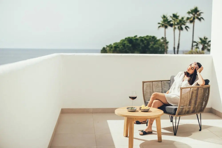 Cala Lanuza Suites
