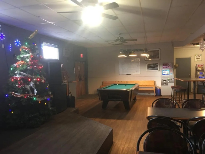 Elkford Motor Inn