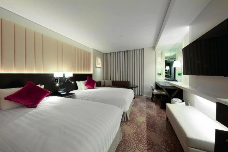 Upper Twin room