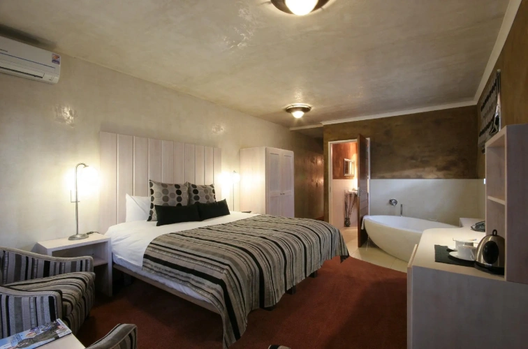 Luxury Suite