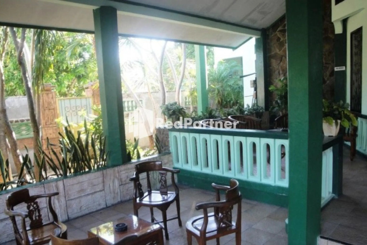 Crystal Green Hotel