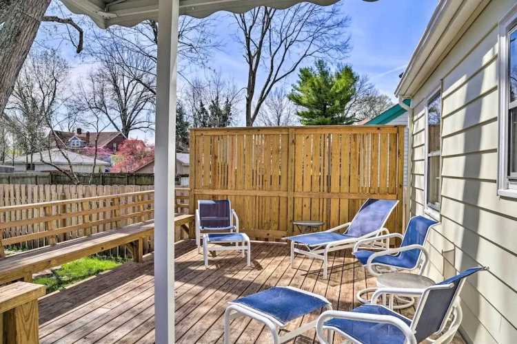Lexington Getaway w/ Backyard Deck < 2 Mi to UK!