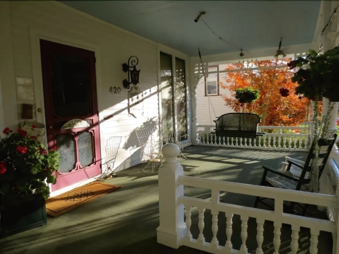 Carriage House B&B