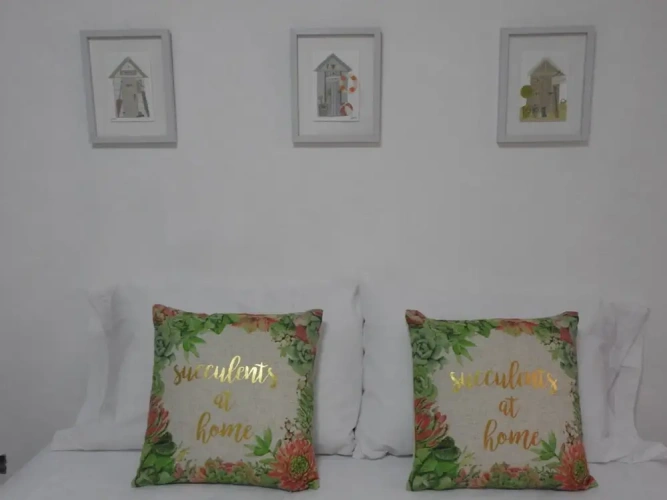 3 Bedrooms Apartment